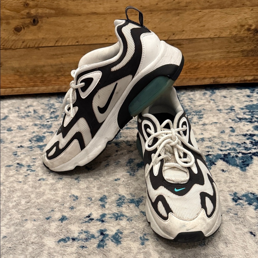 Nike Air Max 200 Sneakers